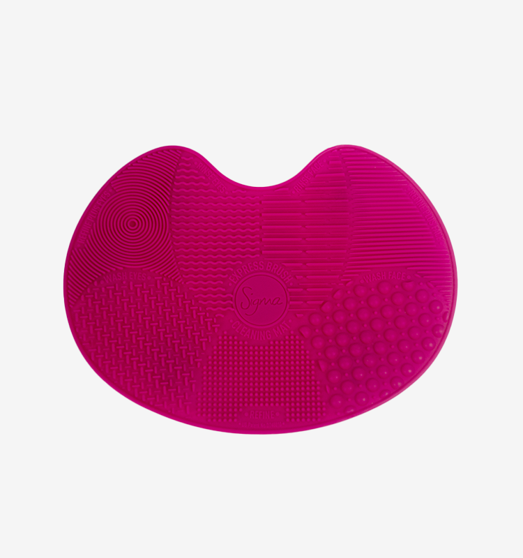 Silicone Makeup Brush Cleaning
